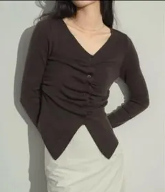 NEUNAフロントギャザートップス　ブラウン