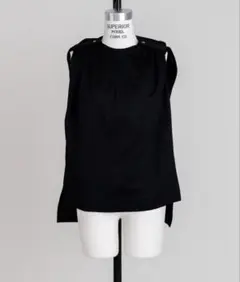 試着のみ⭐︎deres first class Tシャツ - メルカリ