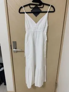 ホワイトキャミソールロングワンピース