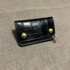 ミニトラッカー　ウォレット　牛革クロコ型押し&牛革スムース　ブラック　財布