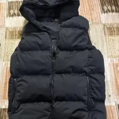 AZUL ブラック フード付きダウンベスト M