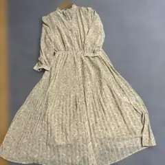 ユニクロ花柄シフォンマキシワンピース