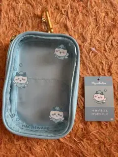 ちいかわ 中身が見える持ち運びポーチ ハチワレ