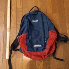 Coleman ネイビー レッド リュック