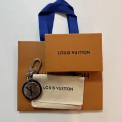 値下げ不可　LOUIS VUITTON キーホルダー（LV専用箱、布、紙袋付属）
