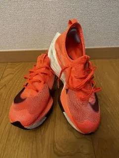 ナイキ ランニングシューズ オレンジ