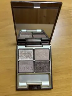 Item thumbnail for item 09f8238c-80cd-4800-91cf-b7b30e853aa7