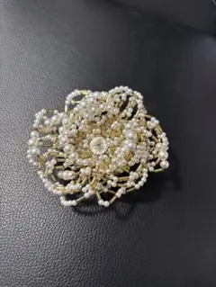 美品 パール花形 ブローチ コサージュ