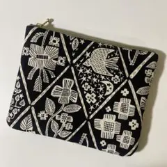 パッチワークポーチ