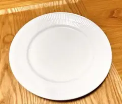 ロイヤルコペンハーゲン　ホワイト　フルーテッド　メガプレート　22㎝