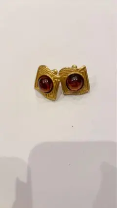 Item thumbnail for item dabe7f2e-e9f5-4699-97d5-602b1c119cde