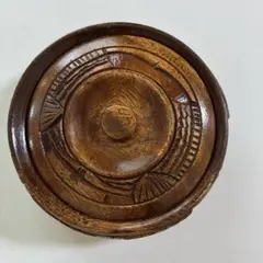 お値下げ中‼️木製彫刻菓子入れ 中型