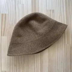 GU ベージュ バケットハット
