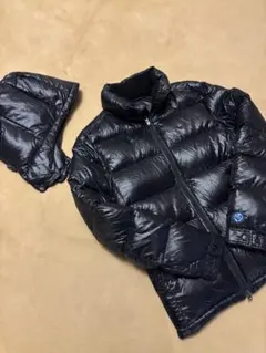 黒 ダウンジャケット 取り外し可能フード付き