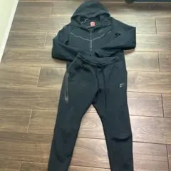 Nike テックフリース黒セットアップ上M下M赤タグ‼️値下げ❌