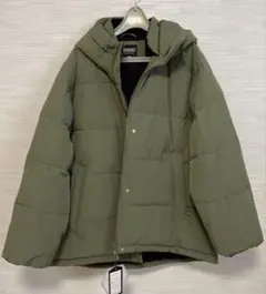 【新品タグ付き】ダウンジャケット オリーブグリーン