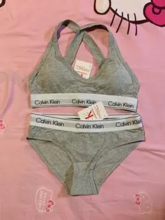 Calvin Klein ブラジャー ショーツ セット　スポーツブラ　Mのサムネイル