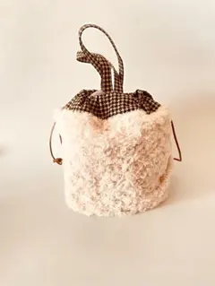 Item thumbnail for item 7a873f33-87b9-48a3-bafa-956fa8d53c1b