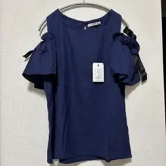 お値下げしました☆GRL ショルダーカットトップス