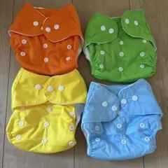 布おむつカバー　フリーサイズ　４枚セット　新品未使用のサムネイル