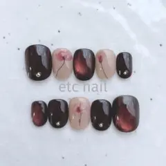 No.487ベリーショート　ネイルチップ　ブラウン　ベージュ　お花　マグ　冬