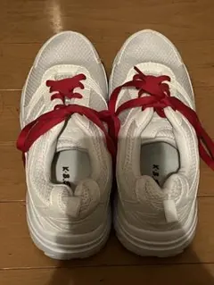 ケービースタイル 白 スニーカー 24.5