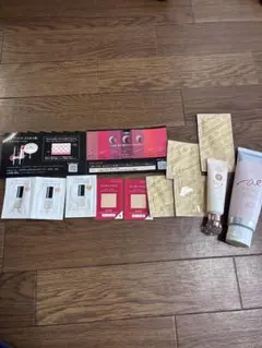 化粧品　試供品などまとめ売り