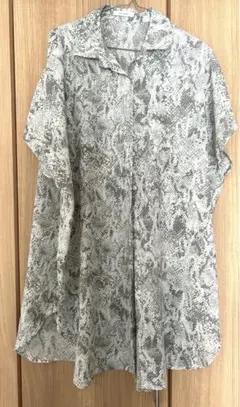JEANASIS ジーナシス パイソン柄シャツのサムネイル