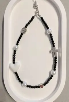 【No.40】スマホストラップ　ブラック　シルバー　　 パール