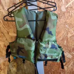 迷彩ライフジャケット 2ポケット