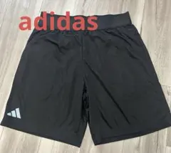adidas トレーニングハーフパンツ　XL