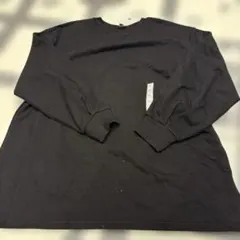 GUのカットソー