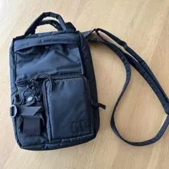 PORTER ヘッドポーター　タブレットバッグ　モバイル　ガジェット　バッグのサムネイル