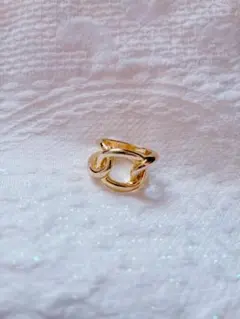 ゴールド ツイストデザイン リング