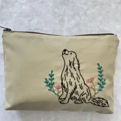 手刺繍入り ハンドメイドポーチ 【ゴールデンレトリバー】