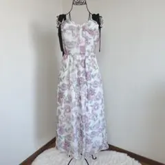 新品未使用 花柄ロング丈ワンピース