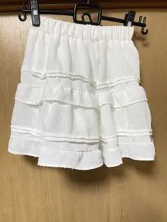 ホワイト フレアスカート ティアードデザイン