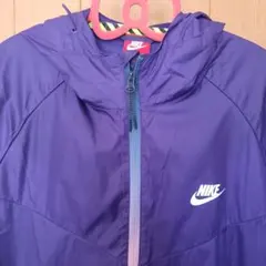 NIKE 紫色 ウィンドブレーカー フード付き