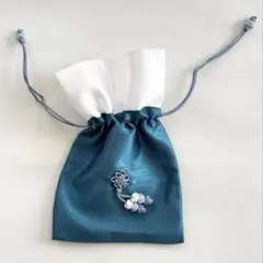 【未使用品】青白サテン巾着袋 装飾付き