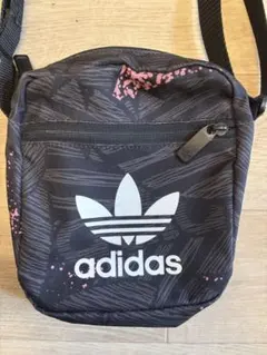 adidas フェスティバルバッグのサムネイル
