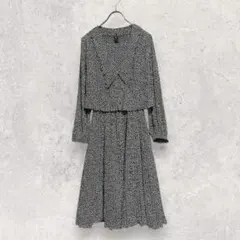 花柄 ワンピース M相当 黒 長袖 フレア シンプル