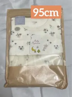 【新品】半袖　女の子　パジャマ　95cm