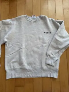 グレー刺繍入りスウェット