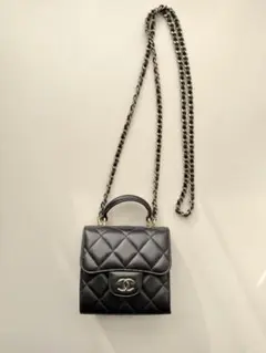 CHANEL ミニマトラッセ トップハンドル