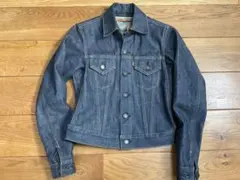 Item thumbnail for item ae7475cb-61bf-48f9-a7f9-b929292bda5c