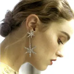 スター　ピアス　ブライダルアクセサリー