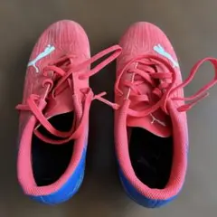 Puma サッカーシューズ スパイク ピンク/ブルー
