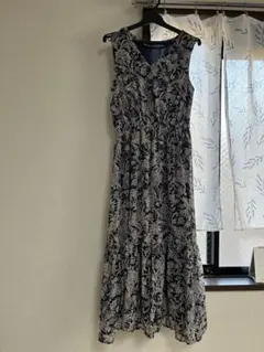 INGNI フローラルプリント ノースリーブワンピース Mサイズ