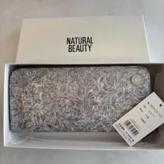 本革　NATURAL BEAUTY シルバー 長財布のサムネイル