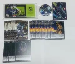 ツイステ　マレウス　レオナ　グリム　ビルディバイド　アクリルブロック　缶バッジ